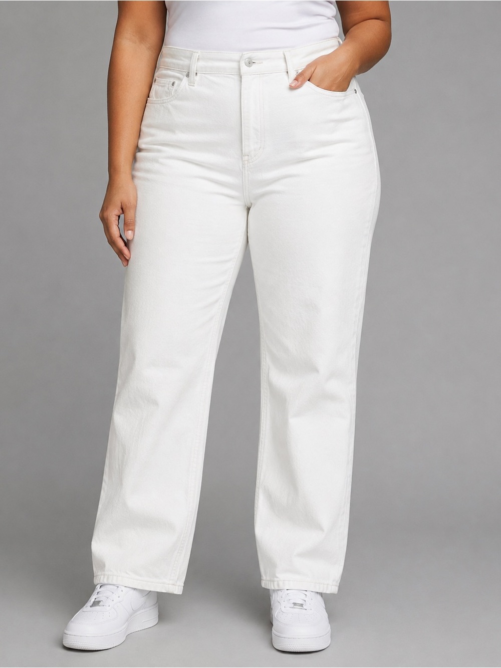 Women’s H&M White High Rise Straight Leg Vintage Jeans Size 14 Curvy Fit